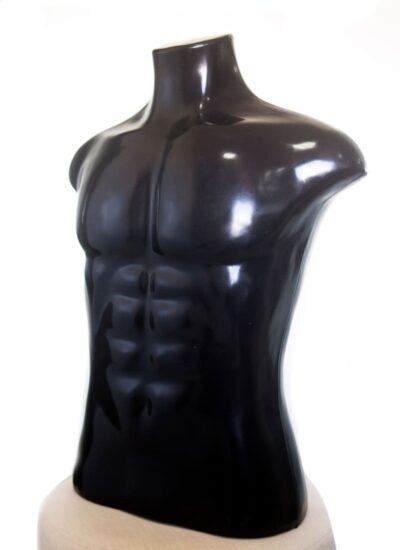 Busto masc preto EM 241